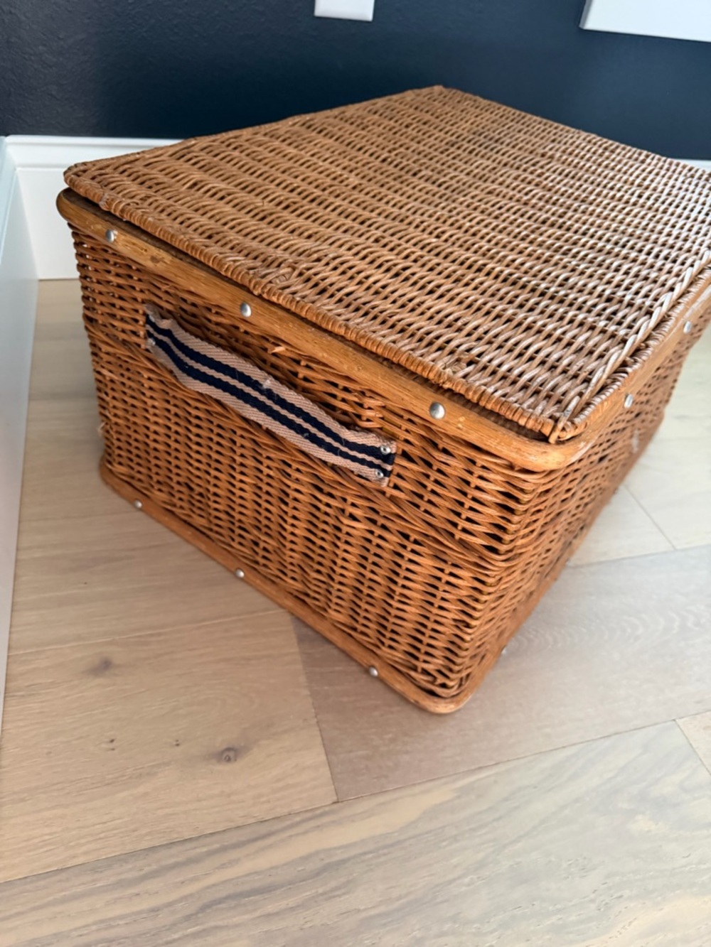 Pottery Barn Cuisine Glassware Storage Basket - Picture 3 of 7